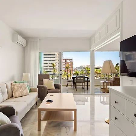 Charming 1 Bed In Jardines Del Mar Rdr568